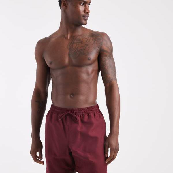 エイソス ASOS asos ASOS DESIGN ミドル丈スイムショーツ（バーガンディ） 水着 メンズ 男性 インポートブランド 小さいサイズから大きいサイズまで
