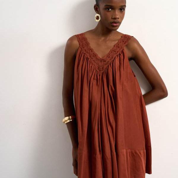 トップショップ Topshop TOPSHOP トップショップのコットン製ディープVネックレーストラペーズミニドレス（ラスティカラー） ワンピース レディース 女性 インポートブランド 小さいサイズから大きいサイズまで｜セレクトショップ　Diva　Closet
