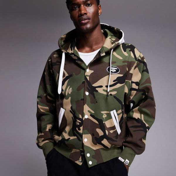 ア・ベイシング・エイプ AAPE BY A BATHING APE Aape by A Bathing Apeの全面化けの皮柄ボタンアップパーカー トップス メンズ 成人男性 インポートブランド 弱められた大いさから途轍も無い大いさまで メンズファッション-パーカー