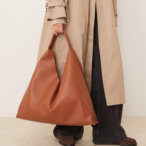 JJXX スラウチショルダーバッグ（タン） 鞄 レディース 女性 インポートブランド 13,406円