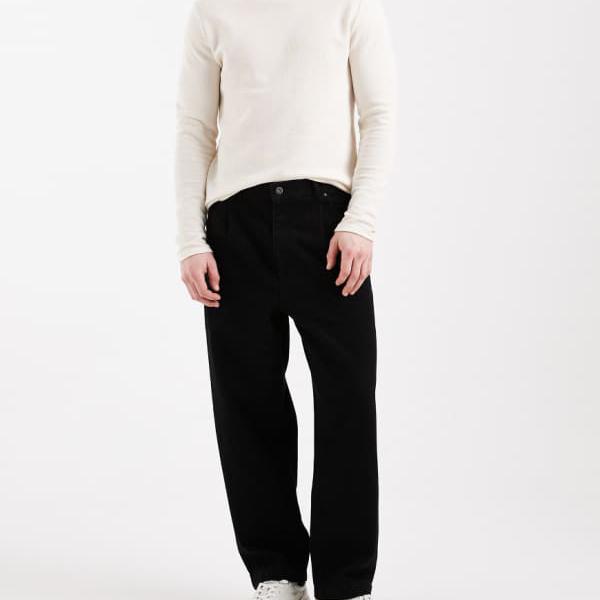 エイソス ASOS asos ASOS DESIGN リラックステーパードジーンズ（黒いこと） ズボン下 下つ方 メンズ 成人男性 インポートブランド たわい無い大きさから気が大きい大きさまで