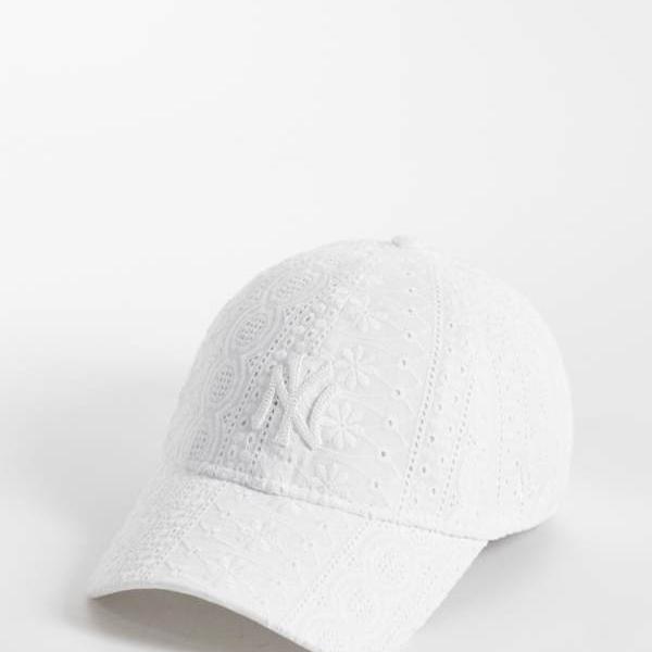 ニュー内鰓 New Era NEW ERA ニュー内鰓 NYヤンキース レディース 9twenty ブロデリーキャップ 白いこと かぶり笠 レディース 成人女性 インポートブランド
