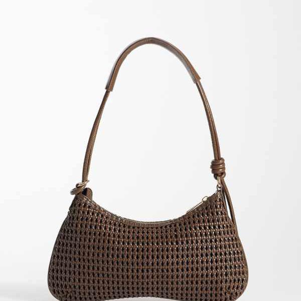 エイソス ASOS asos ASOS DESIGN 織りショルダーバッグ、結び目ディテール付き、細身ストラップ、チョコレートカラー 鞄 レディース 女性 インポートブランド