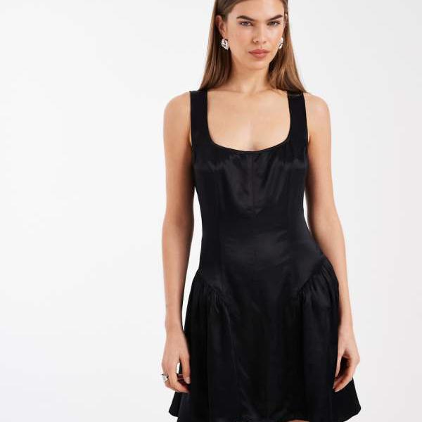 エイソス ASOS asos ASOS DESIGN サテン スクエアネック コルセット ミニドレス（ブラック） ワンピース レディース 女性 インポートブランド 小さいサイズから大きいサイズまで 13,817円