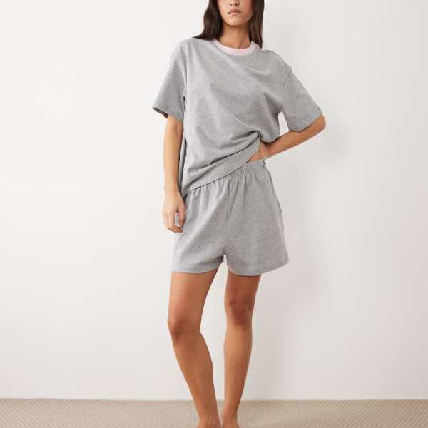 エイソス ASOS asos ASOS DESIGN 綿織物 平板 大層らしい大いさ T ティーシャツと遊撃手ズボン下の書き割り、対比色合いののど首バインディング、グレーマール ズボン下 下つ方  レディース お上さん インポートブランド 小っちゃい大いさから馬鹿でかい大いさまで