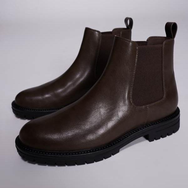 エイソス ASOS asos ASOS DESIGNのブラウンのダメージ加工チェルシーブーツ 靴 メンズ 男性 インポートブランド 小さいサイズから大きいサイズまで