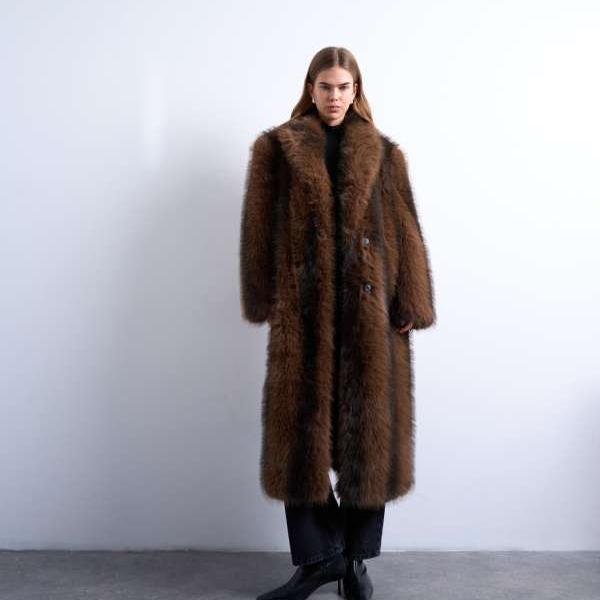 トップショップ Topshop TOPSHOP トップショップのフェイクファーロングラインストライプコート（ブラウン） アウター レディース 女性 インポートブランド 小さいサイズから大きいサイズまで