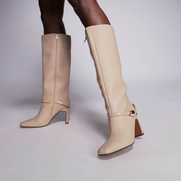 リバーアイランド River Island RIVER ISLAND リバーアイランドのニーハイブーツ（メタルハードウェア付き、ベージュ） 靴 レディース 女性 インポートブランド 小さいサイズから大きいサイズまで