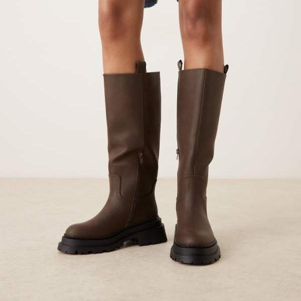 エイソス ASOS asos ASOS DESIGN ワイドフィット セシリア チャンキーフラットニーブーツ（チョコレート） 靴 レディース 女性 インポートブランド 小さいサイズから大きいサイズまで