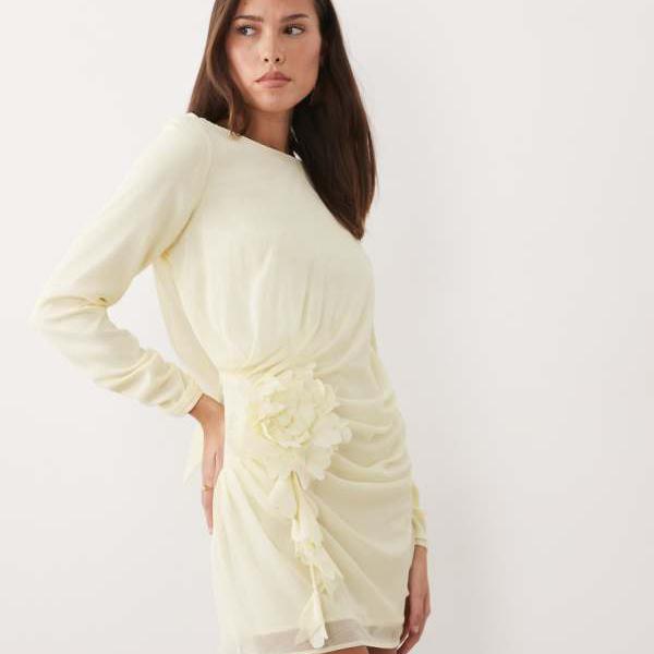 エイソス ASOS asos ASOS DESIGN ドレープ 置き目うしろ側 花柄ミニお召しもの 檸檬 衣装 レディース お上さん インポートブランド たわい無い大きさから気が大きい大きさまで