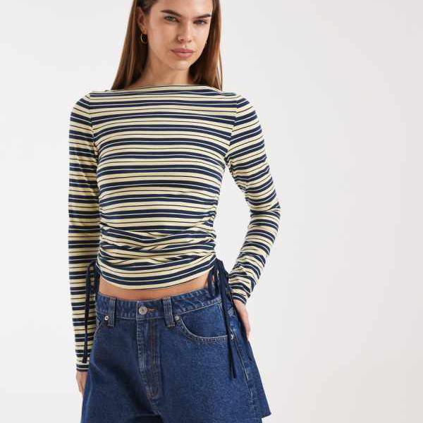 エイソス ASOS asos ASOS DESIGN ギャザー科目、姿勢タイ王国、小船素っ首、長袖トップス（乳酪市乳と米国海軍の縞模様柄） トップス レディース 成人女性 インポートブランド 弱められた大きさから馬鹿でかい大きさまで