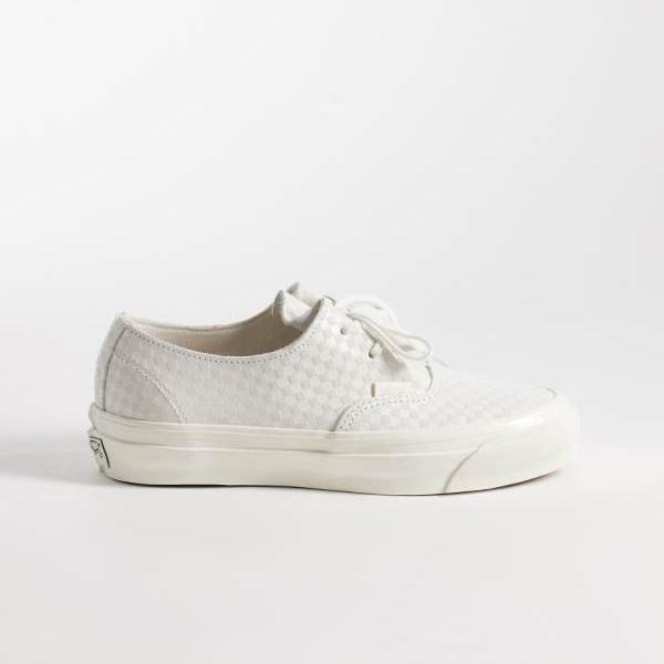 ヴァンズ Vans VANS バンズ Vans Authentic スモールチェッカーボードスニーカー（白いこと） 靴 レディース お上さん インポートブランド 小っちゃい大いさから馬鹿でかい大いさまで
