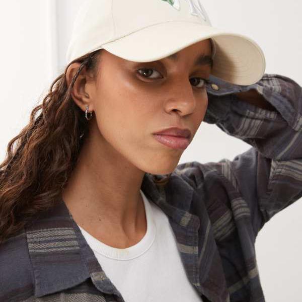 New Era 59FIFTY 黒 花柄キャップ 7 3/8 NEW ERA（キャップ）のフリマアイテム一覧