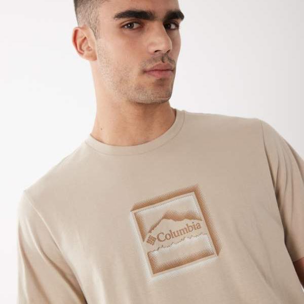 コロンビア Columbia コロンビアCSCグラフィックTシャツ（ベージュ） トップス メンズ 男性 インポートブランド 小さいサイズから大きいサイズまで