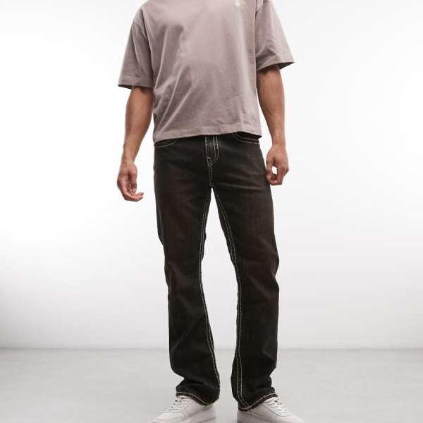 True Religion トゥルーレリジョン True Religion Ricky Super T フラップポケットスリムジーンズ（ブラウンウォッシュ） ズボン下 下つ方 メンズ 成人男性 インポートブランド 弱められた大きさから馬鹿でかい大きさまで