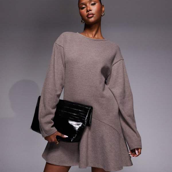 エイソス ASOS asos ASOS DESIGN スーパーソフト コクーン ロングスリーブ ペプラム ミニドレス（ブラウン） トップス レディース 女性 インポートブランド 小さいサイズから大きいサイズまで