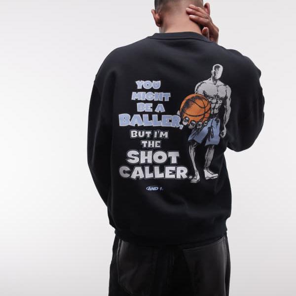 AND1の「ゲームを尊重する」スウェットシャツ、背面にプリントモチーフ入り、ブラック トップス メンズ 男性 インポートブランド 小さいサイズから大きいサイズまで