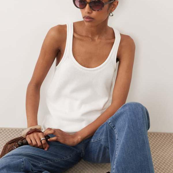 エイソス ASOS asos ASOS DESIGN ニットコットンブレンド U字スクープキャミトップ（ホワイト） トップス レディース 女性 インポートブランド 小さいサイズから大きいサイズまで