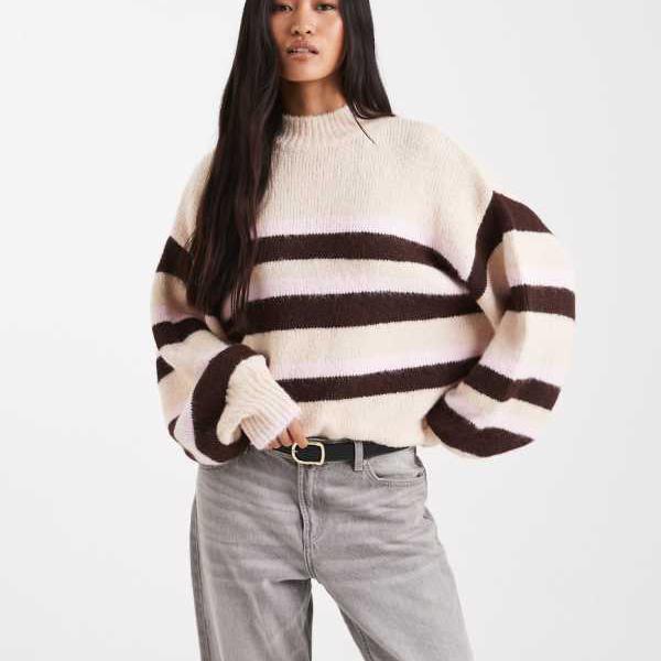 ミスセルフリッジ Miss Selfridge ミスセルフリッジのピンクとクリームのストライプの起毛ふわふわジャンパー トップス レディース 女性 インポートブランド 小さいサイズから大きいサイズまで