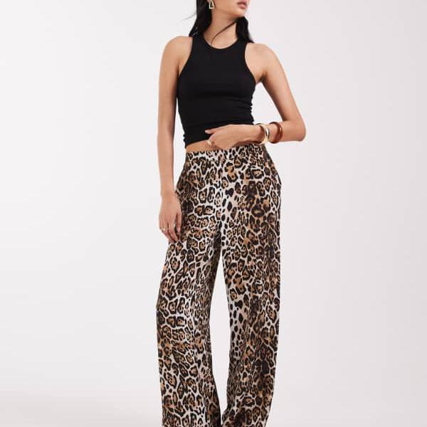 Vero Moda ヒョウ柄ハイウエストワイドレッグトラウザー ズボン下 下つ方 レディース 亭主もち インポートブランド ごく小さい大きさから大層らしい大きさまで