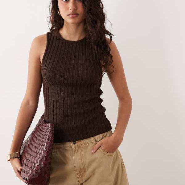 エイソス ASOS asos ASOS DESIGN 肋筋編みレーサーブークレベスト（黒茶色つや） トップス レディース 亭主もち インポートブランド ごく小さい大きさから大層らしい大きさまで