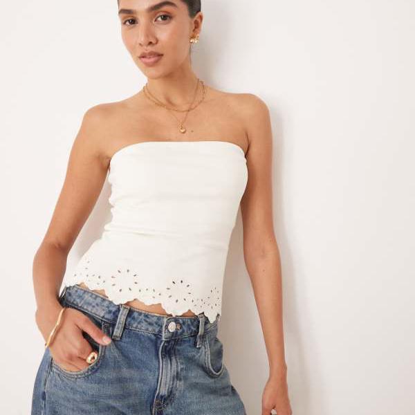 エイソス ASOS asos ASOS DESIGN 刺しゅう入り口・入口裾バンドゥトップ（白いこと） トップス レディース 成人女性 インポートブランド 弱められた大きさから馬鹿でかい大きさまで