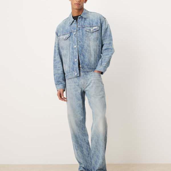 カルバンクラインジーンズ Calvin Klein Jeans カルバン・クライン ジーンズ オールオーバーロゴ 90年代 ストレートフィット ジーンズ コーデ ライトウォッシュブルー パンツ ボトム メンズ 男性 インポートブランド 小さいサイズから大きいサイズまで