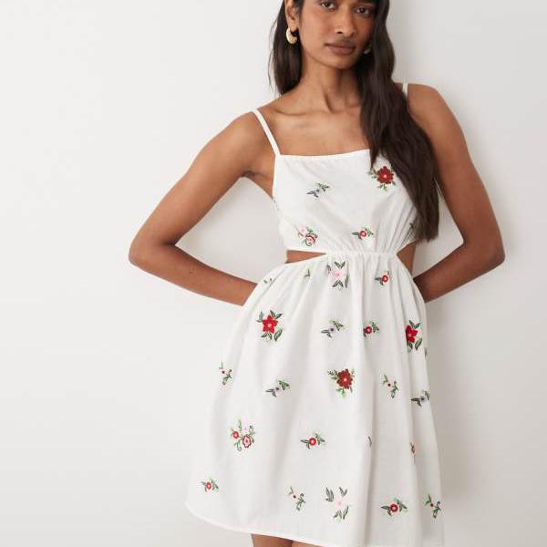 ミスセルフリッジ Miss Selfridge  ミス・セルフリッジの刺繍入りタイバックミニドレス（ホワイト） ワンピース レディース 女性 インポートブランド 小さいサイズから大きいサイズまで
