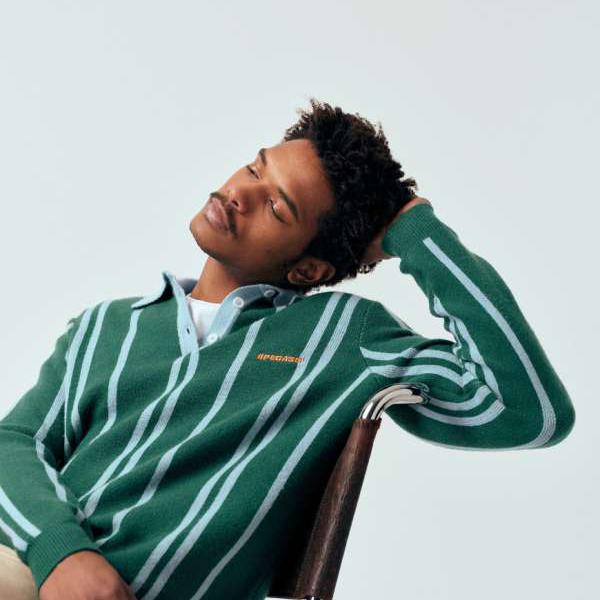 エイソス ASOS asos ASOS DESIGNのゆったりとしたニットストライプポロシャツ（胸元に刺繍入り、グリーン） トップス メンズ 男性 インポートブランド 小さいサイズから大きいサイズまで