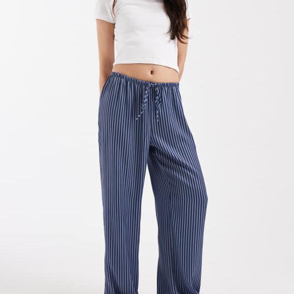 Cotton On スリープウォッシュサテン ワイドレッグパンツ 青碧縞模様 ズボン下 下つ方 レディース 亭主もち インポートブランド ごく小さい大きさから大層らしい大きさまで