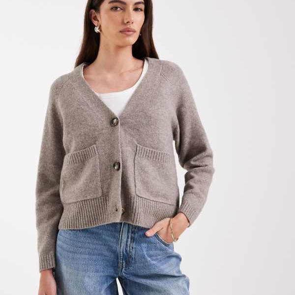 ヴェロモーダ Vero Moda ヴェロモーダのボックスニットカーディガン（ポケット付き、ムーンロック） トップス レディース 女性 インポートブランド 小さいサイズから大きいサイズまで｜セレクトショップ　Diva　Closet