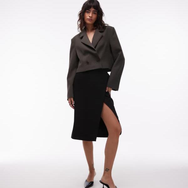 エイソス ASOS asos ASOS DESIGN クロップド ダブルブレスト ブレザー（カーキ） アウター レディース 女性 インポートブランド 小さいサイズから大きいサイズまで