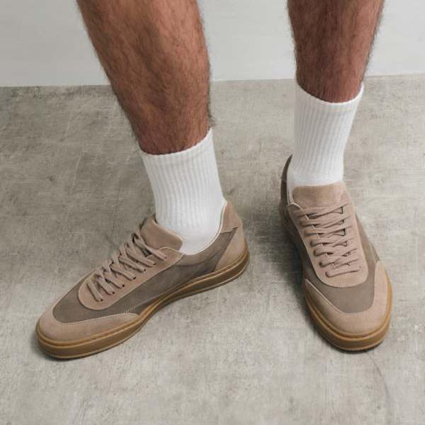 ASOS COLLECTIVE ポルトガル共和国製 スピード競技繰り上げる 割り増し金なめし革＆スエードクロス スニーカー（トープ） 靴 メンズ 成人男性 インポートブランド ごく小さい大きさから大層らしい大きさまで