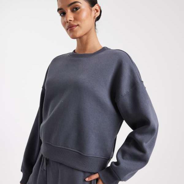 オンリー ONLY Only ONLY クルーネック ドロップショルダー スウェットシャツ コーデ オンブレブルー トップス レディース 女性 インポートブランド 小さいサイズから大きいサイズまで