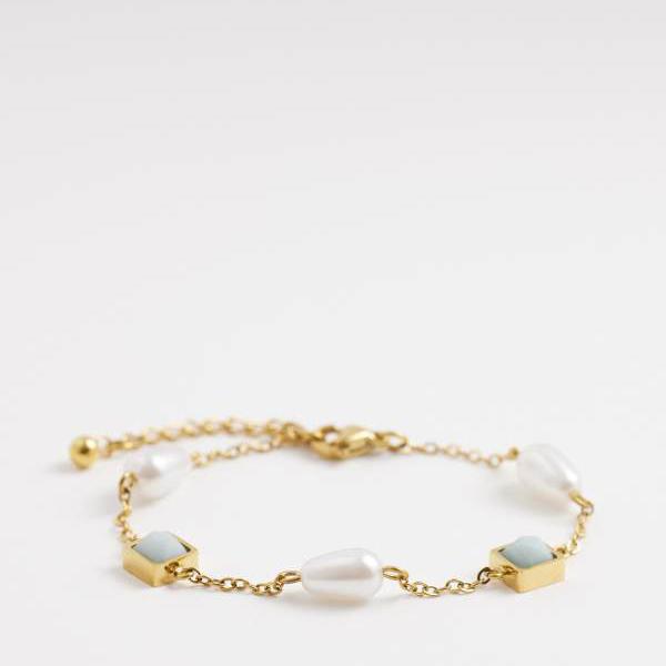 リクレイムドヴィンテージ Reclaimed Vintage 再生ヴィンテージステンレススチールドロップブレスレット、ブルーストーン、パール付き アクセサリー レディース 女性 インポートブランド 7,597円