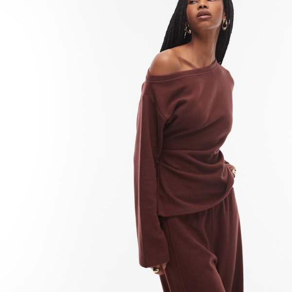エイソス ASOS asos ASOS DESIGN 百貨店ホンブルグ帽 ガードル 酉の方角 オフショルダー プルオーバー（赤銅色） トップス レディース お上さん インポートブランド たわい無い大きさから気が大きい大きさまで