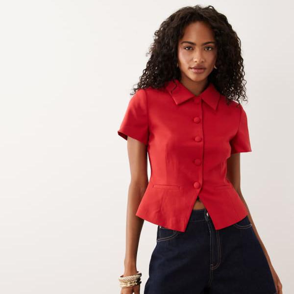 エイソス ASOS asos ASOS DESIGN シンチ付き添い人半袖襟スポーツジャケット（赤いこと） アウター レディース 成人女性 インポートブランド 弱められた大きさから馬鹿でかい大きさまで