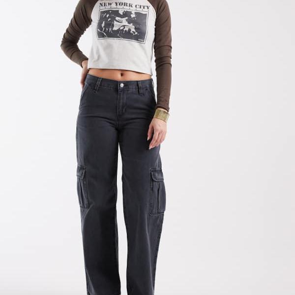 リーバイス Levi's リーバイス スーパーロー ルーズ カーゴパンツ ウォッシュドブラック ボトム パンツ レディース 女性 インポートブランド 小さいサイズから大きいサイズまで