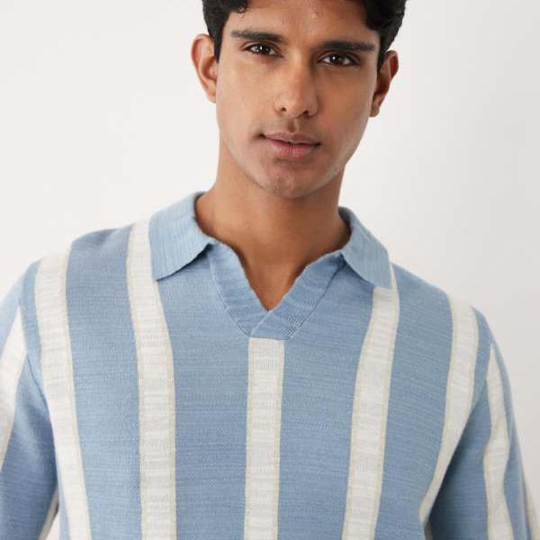 エイソス ASOS asos ASOS DESIGN 伸び伸びする填まる 半袖 編み物 縞模様 切れ込みのど首 スポーツシャツ（青色＆エクリュ） トップス メンズ 成人男性 インポートブランド たわい無い大きさから気が大きい大きさまで