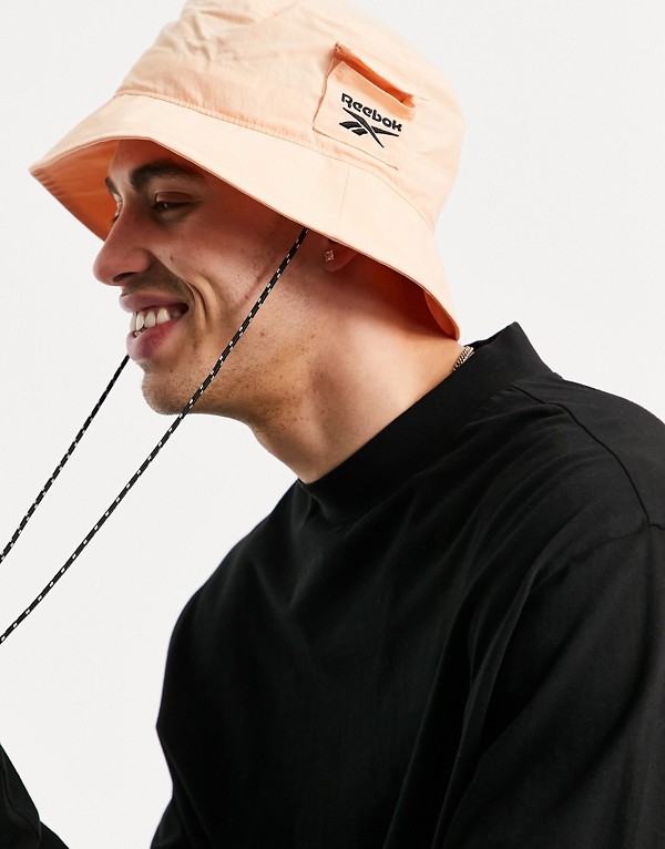 リーボック Reebok Reebok Classics サマー リトリート バケットハット ピンク 帽子 メンズ 男性 インポートブランド septicin Com