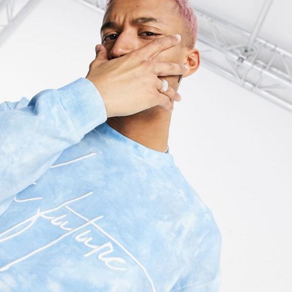 代引不可 エイソス Asos Asos Asos Dark Futureは ウォッシュドブルーの胸のロゴが入った特大のスウェットシャツをコーディネートしています トップス メンズ 男性 インポートブランド 小さいサイズから大きいサイズまで メール便なら送料無料 Www Rvworkshop Com