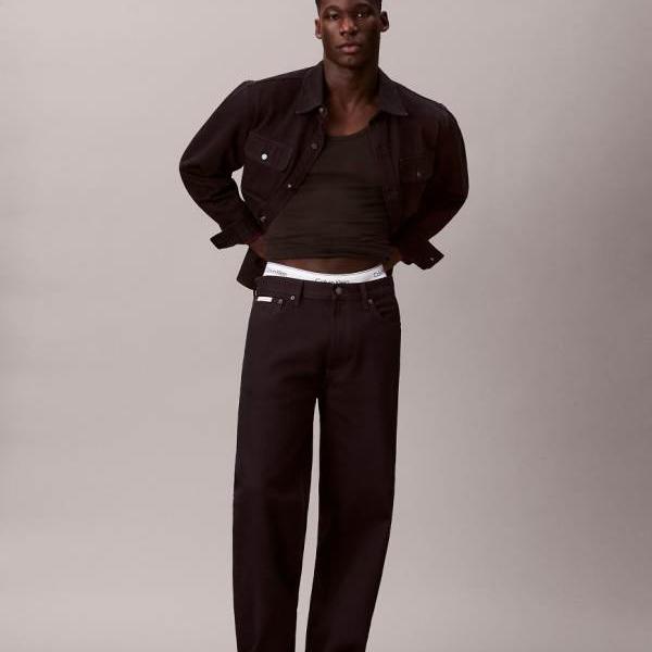 カルバンクラインジーンズ Calvin Klein Jeans カルバン・クライン・ジーンズのバギーワイドレッグジーンズ（バーガンディ） パンツ ボトム メンズ 男性 インポートブランド 小さいサイズから大きいサイズまで