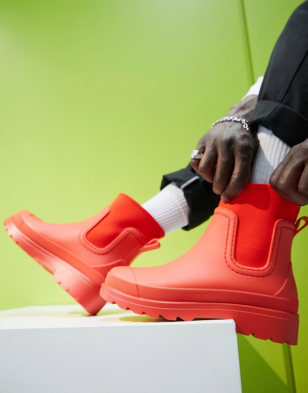 エイソス Asos Designウェリントンブーツ 靴 赤のスキューバディテール 男性 メンズ Asos エイソス Asos Designウェリントンブーツ 靴 赤のスキューバディテール 男性 メンズ Asos