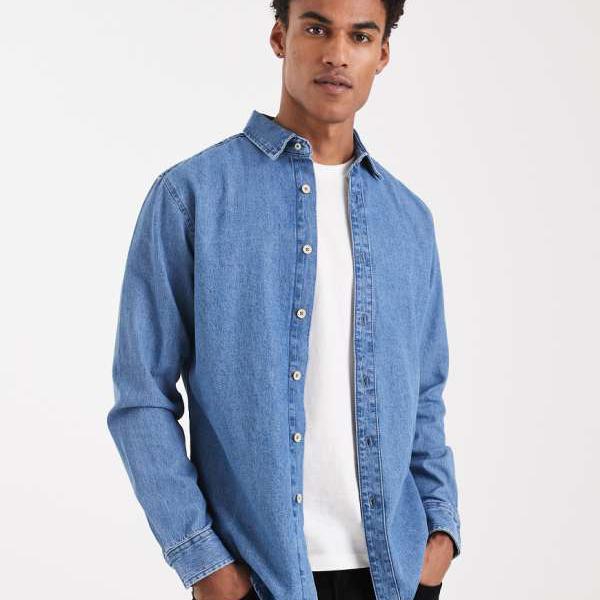 ジャックアンドジョーンズ Jack & Jones ジャック＆ジョーンズのデニムシャツ（ミッドブルー） トップス メンズ 男性 インポートブランド 小さいサイズから大きいサイズまで