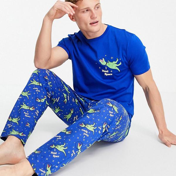 京都のセレクトショップdivacloset パジャマ エイソス Asos Asos Asosdesignラウンジパジャマセット恐竜プリント エイソス 部屋着 メンズ 男性 インポートブランド 部屋着 小さいサイズから大きいサイズまで セレクトショップ Diva Closet