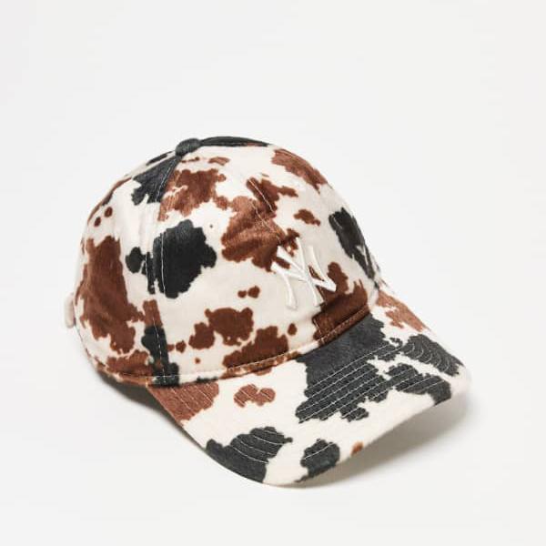 ニューエラ New Era NEW ERA ニューエラ NY ヤンキース 9twenty 牛柄キャップ（マルチカラー） 帽子 レディース 女性 インポートブランド
