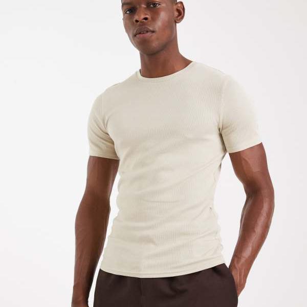 エイソス ASOS asos ASOS DESIGN Essentials マッスルフィットTシャツ（ベージュリブ） トップス メンズ 男性 インポートブランド 小さいサイズから大きいサイズまで