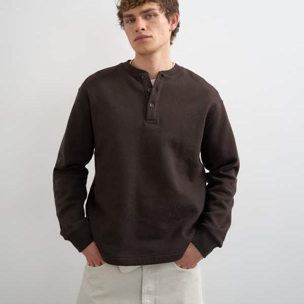 とっ始めマン  Topman TOPMAN とっ始めマンのリラックスフィットヘンリーネックのトレーナー（赤銅色） トップス メンズ 成人男性 インポートブランド 弱められた大きさから馬鹿でかい大きさまで