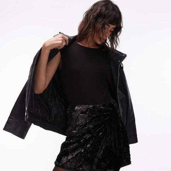 エイソス ASOS asos ASOS DESIGN フローラルベルベット スパンコール タイサイド ミニスカート（ブラック） スカート レディース 女性 インポートブランド 小さいサイズから大きいサイズまで