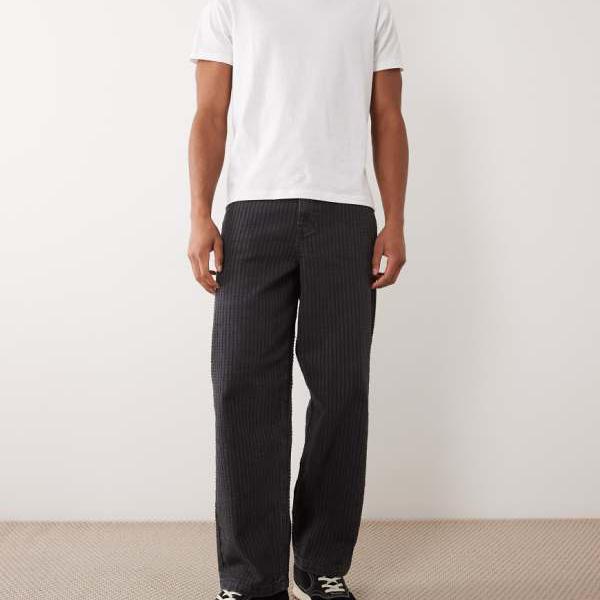 エイソス ASOS asos ASOS DESIGN ウォッシュドブラックのルーズストレートテクスチャードジーンズ パンツ ボトム メンズ 男性 インポートブランド 小さいサイズから大きいサイズまで
